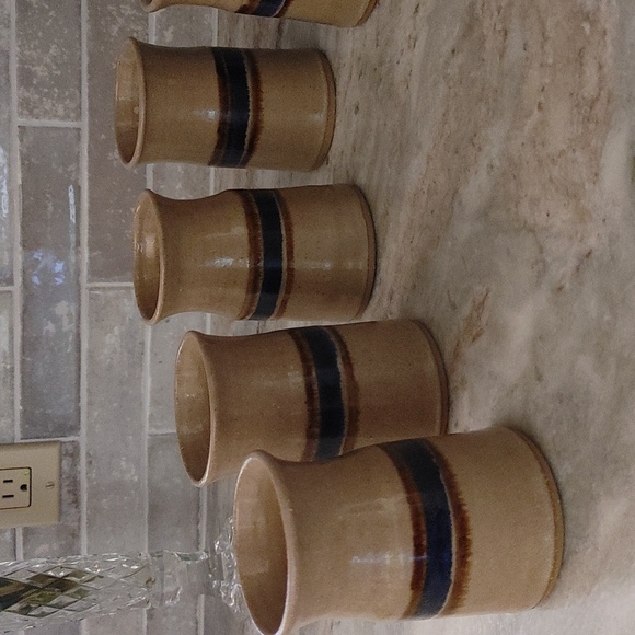 7 Studio Pottery Drinking Vessels 10 oz - Picture 8 of 13